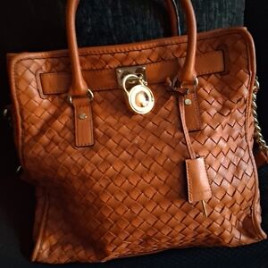 Michael Kors Elegant Tan Woven Leather Handbag